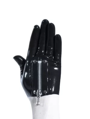 Stylish fingerless latex mini gloves