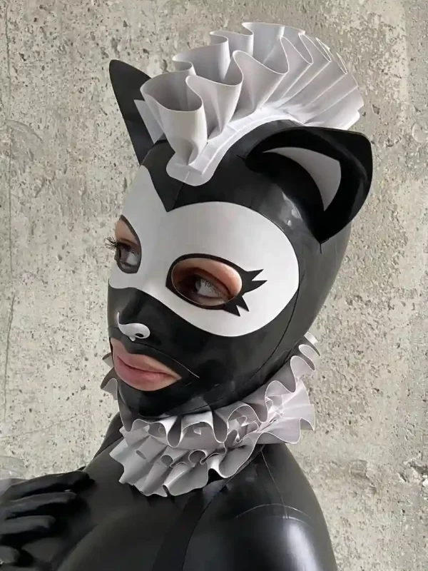 The Skunk Latex Hood